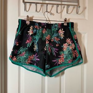 Xersion Tropical Print Athletic Shorts